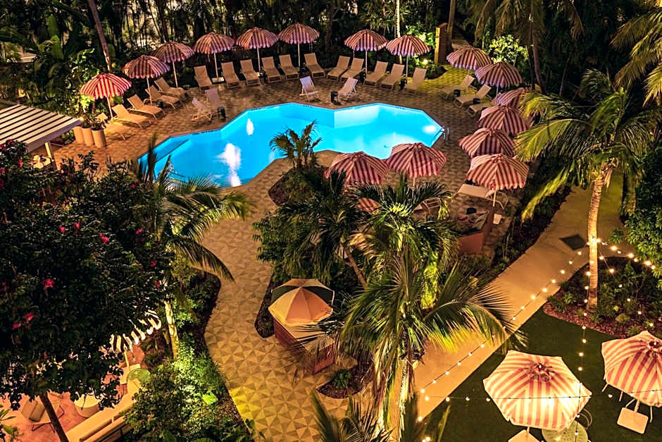 Hampton by Hilton Grand Cayman Seven Mile Beach