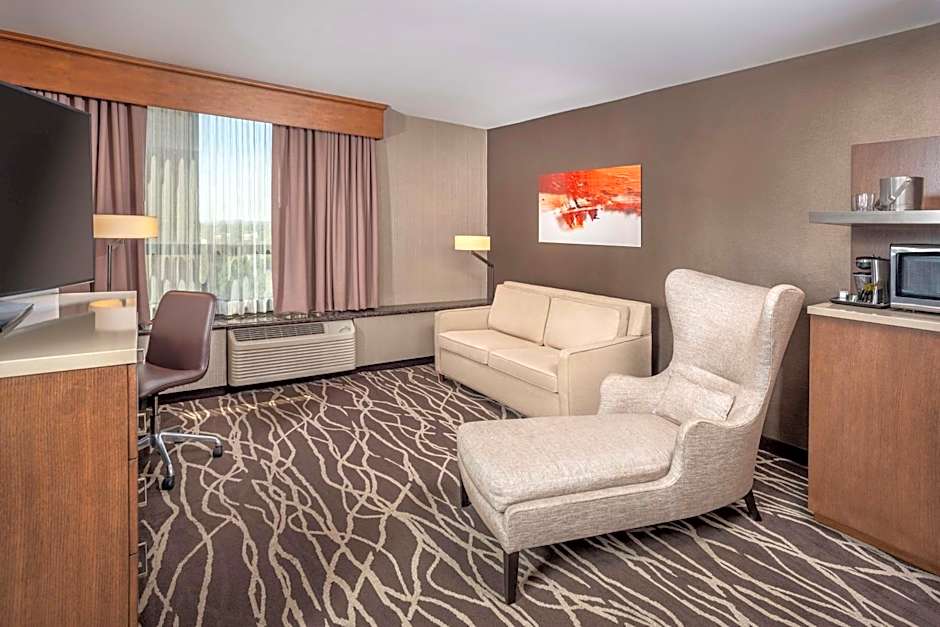 DoubleTree by Hilton San Bernardino