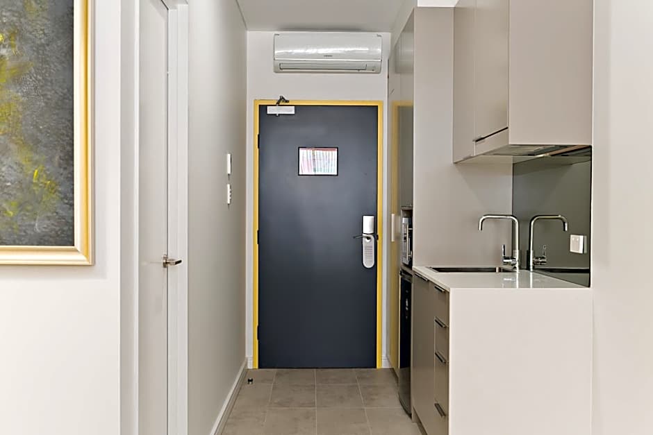 Value Suites Green Square