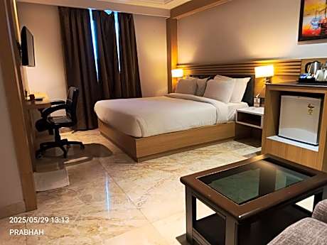 Large Double Room