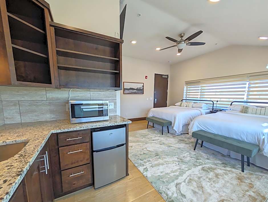 Iron Springs Luxury Lodge & Spa