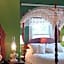 Hassinger Daniels Mansion Bed and Breakfast