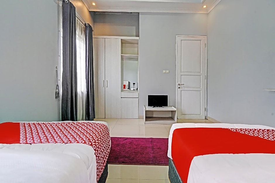 OYO 92023 Singgasana Cipelah Syariah