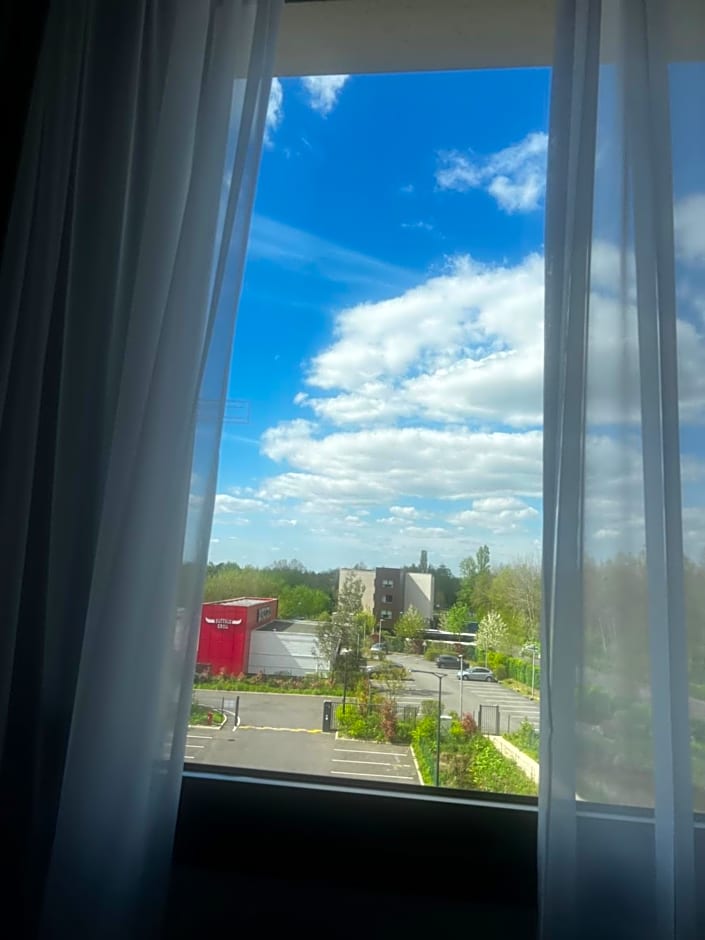 Holiday Inn Express - Marne-la-Vallée Val d'Europe by IHG