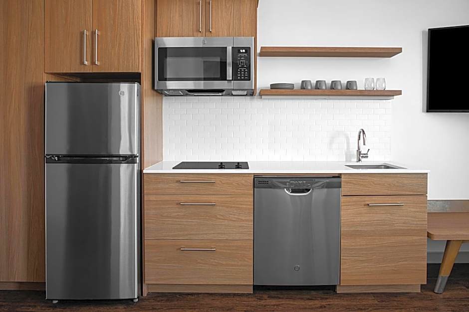 Element Tampa Midtown