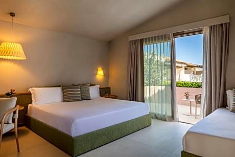 Suite with Hot Tub
