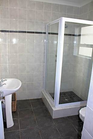 6 Fairway 2 Self Catering