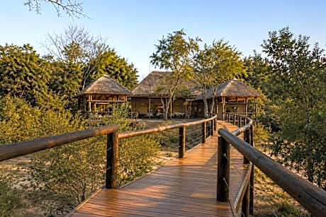 Moditlo River Lodge