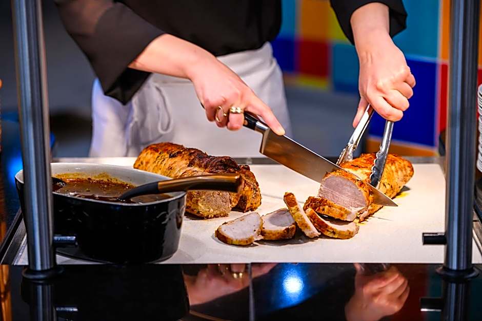 Explorers Hotel At Disneyland Paris