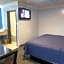 Golden West Manor Motel
