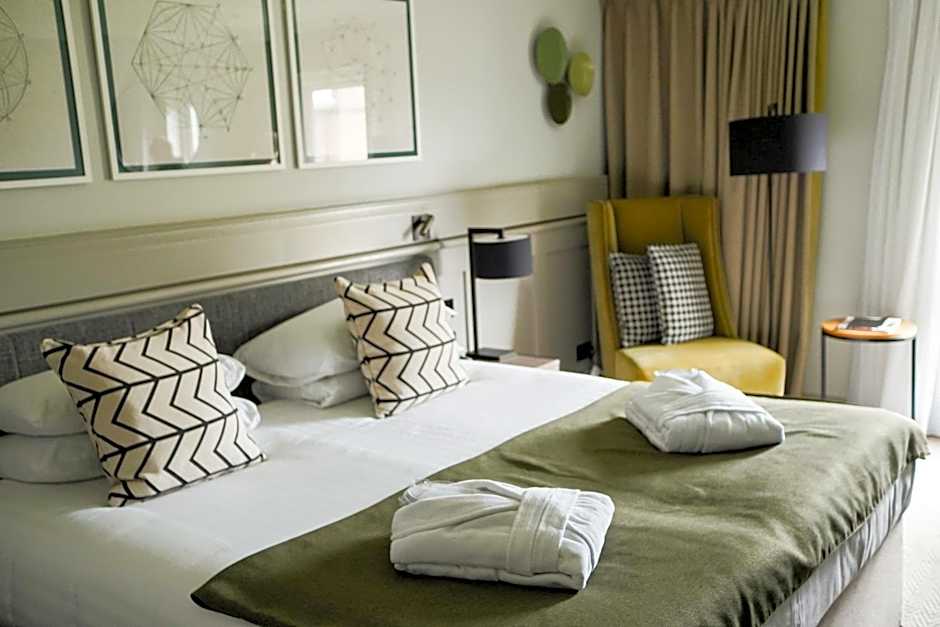 De Vere Cranage Estate