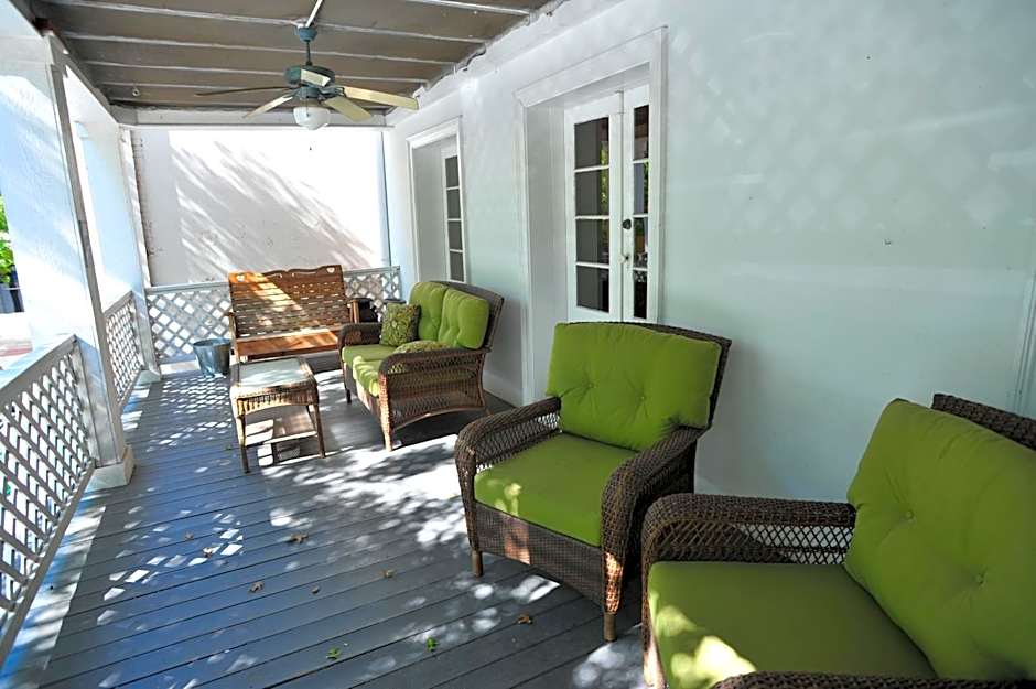 Schmitz Bed & Breakfast