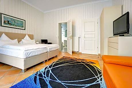 Holiday Apartment (2 Adults + 2 Children)