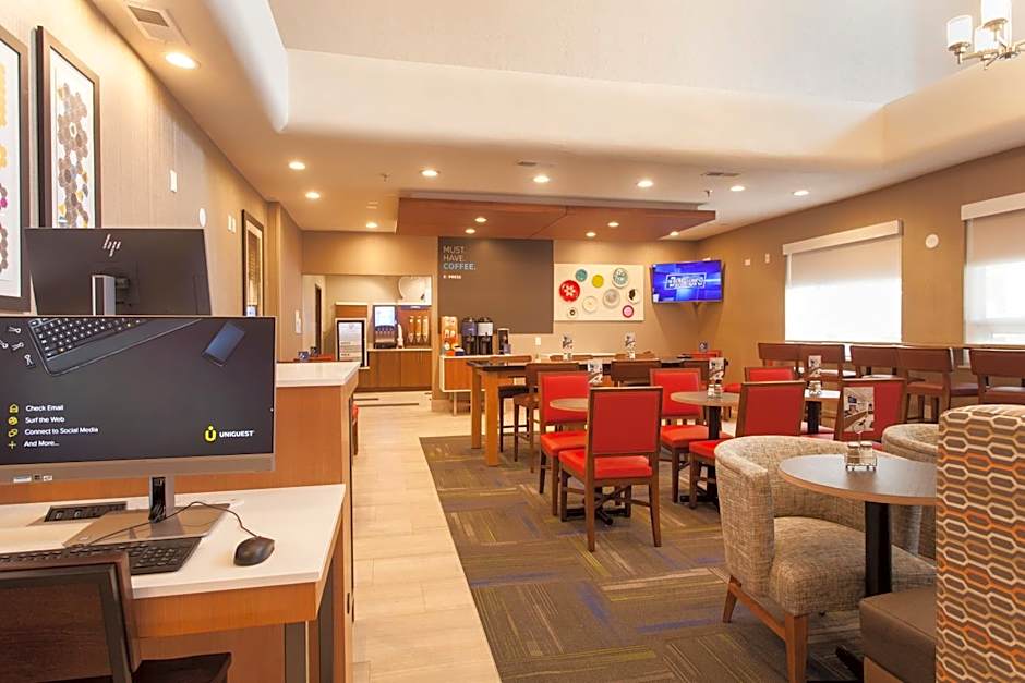 Holiday Inn Express And Suites Santa Fe By IHG