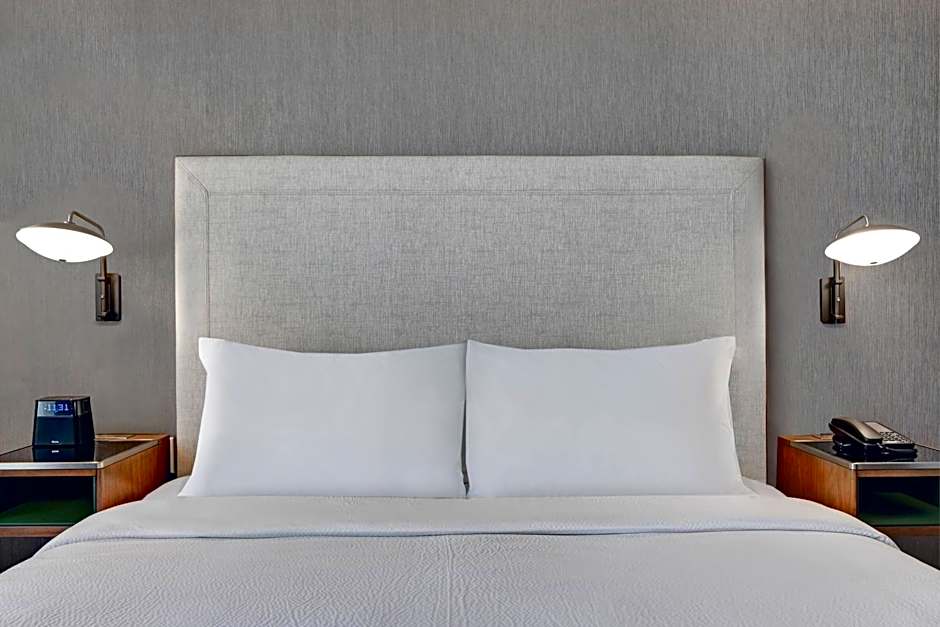 Courtyard by Marriott® Manhattan Aggieville