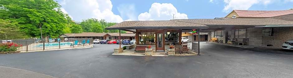 Marshall's Creek Rest Motel
