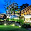 Bong Lux Hostel