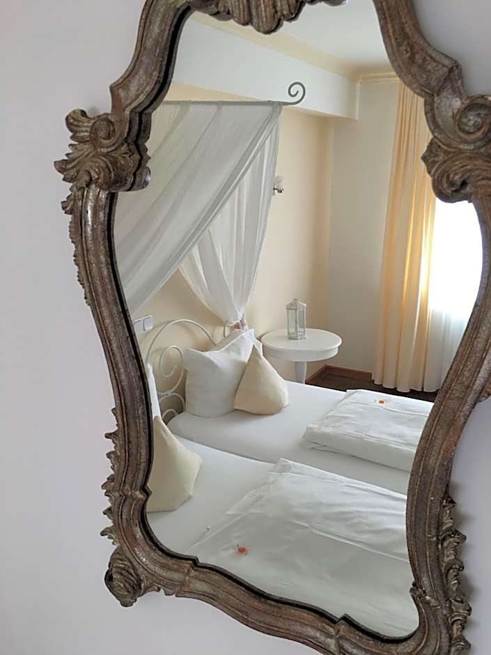 Boutique-garni Hotel Papillon