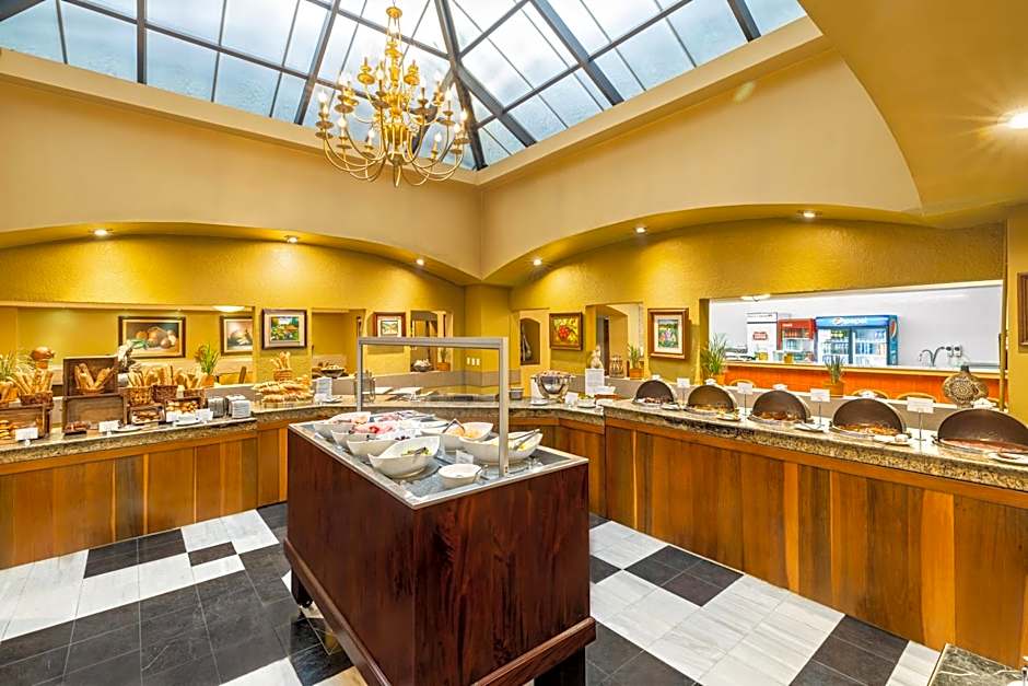 Copantl Hotel & Convention Center