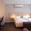 Manhattan Hotel