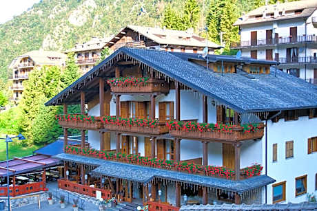 Hotel Le Pinete