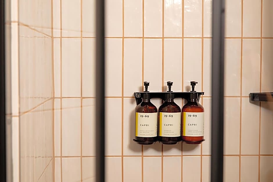 Bob W Helsinki Kaarti