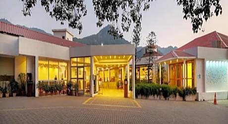 Timber Trail Base Resort - At the Foothills of Adventure