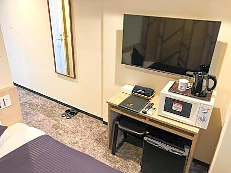 Double Room with Small Double Bed - Non-Smoking