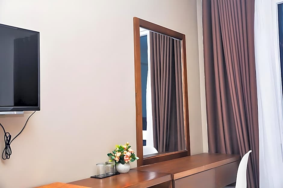 Hai Tien Plaza Hotel