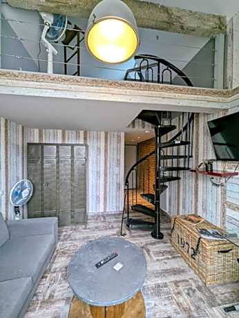 Suite Junior-Suite-SDB privée avec douche-Suite Industrie