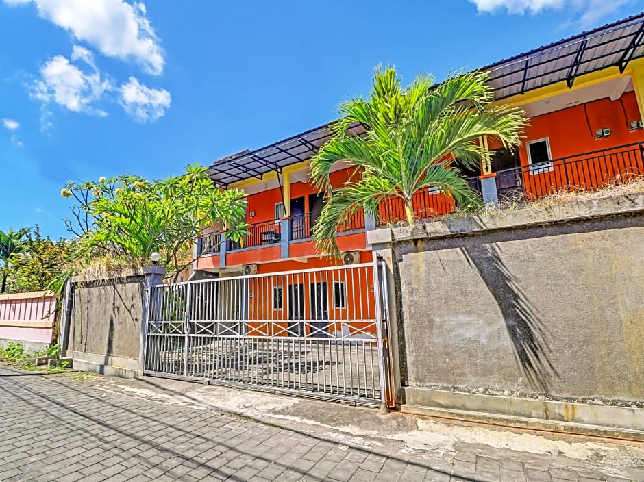 OYO 91628 Glogor Guest House