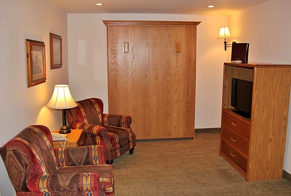 Homestead Inn and Suites