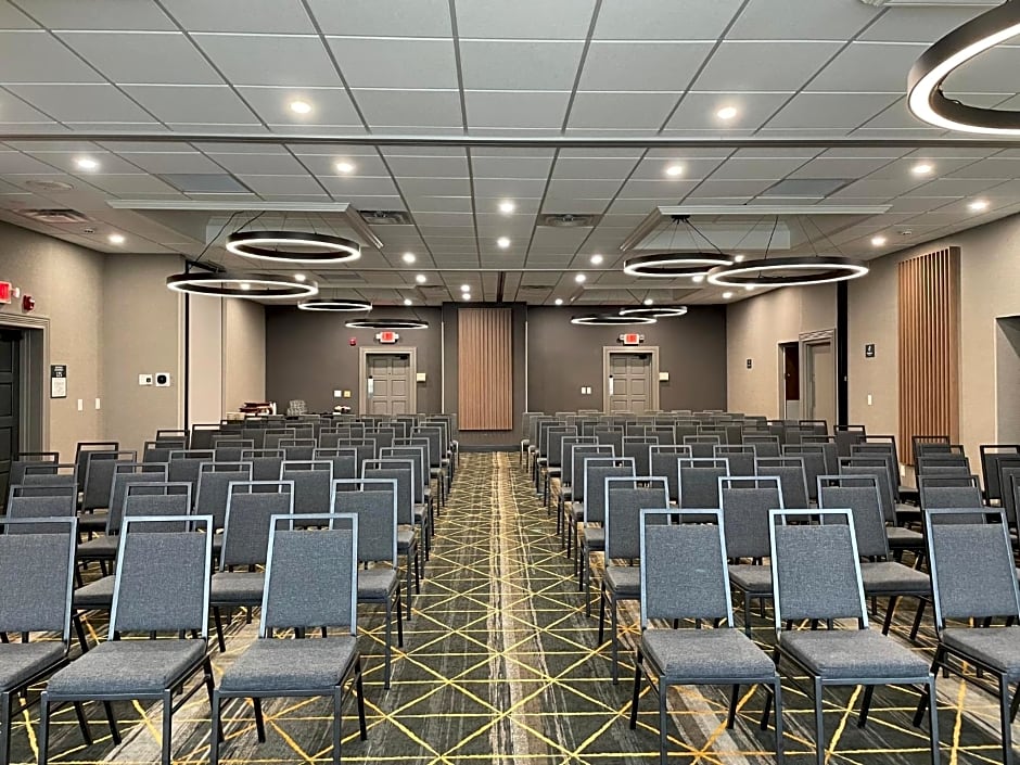Holiday Inn Cleveland-Mayfield Hotel By IHG