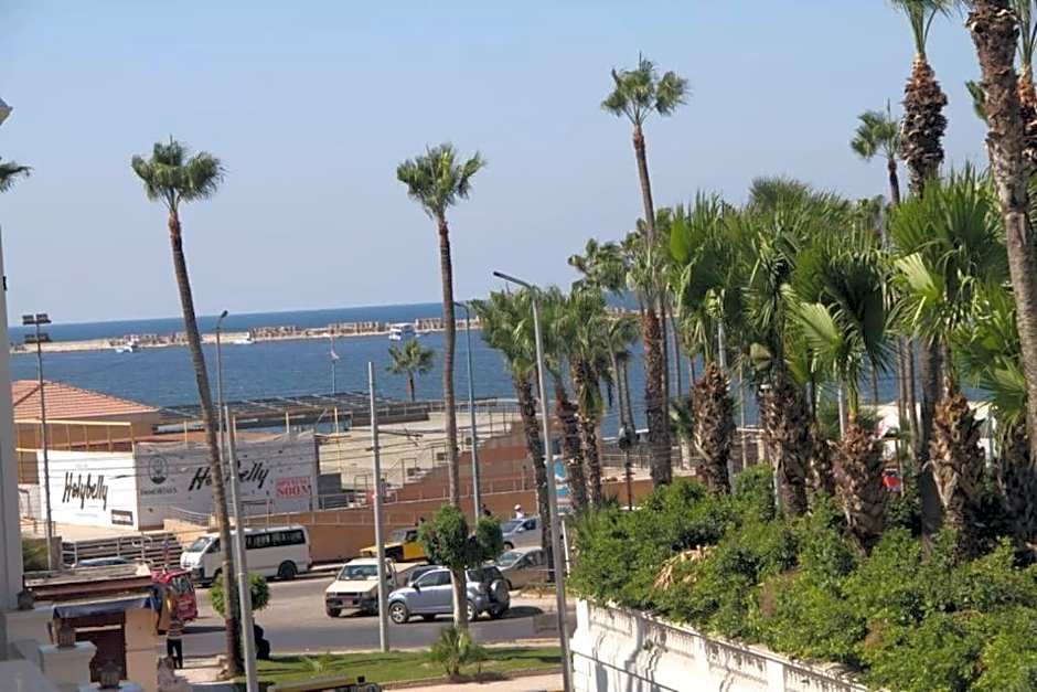 Royal jewel Al-Raml Hotel