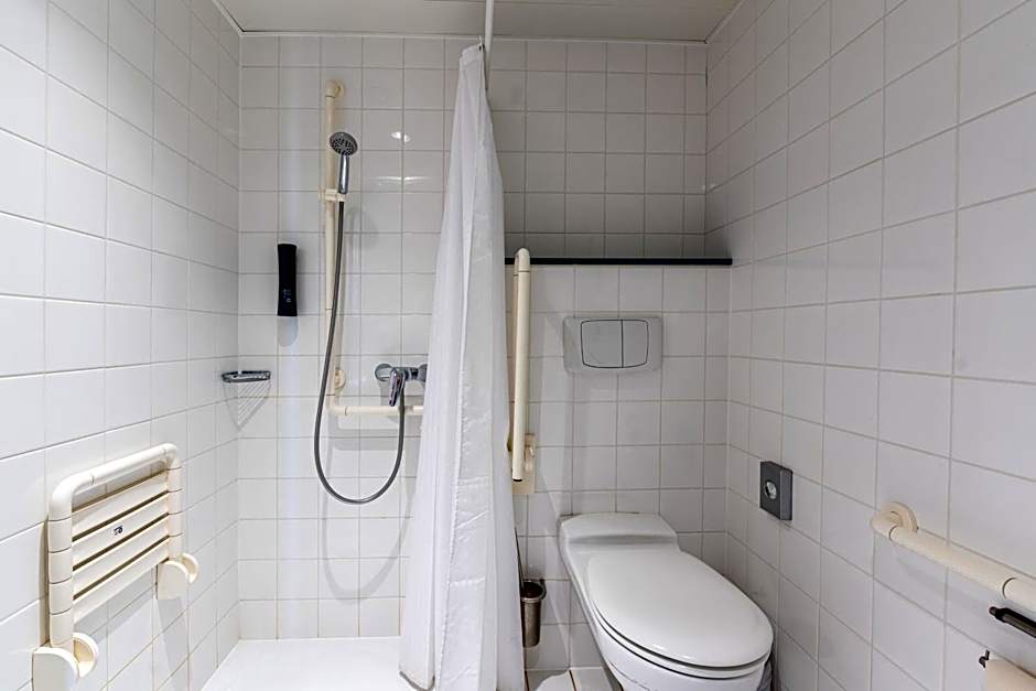 B&B Hotel Lully 3 Lakes