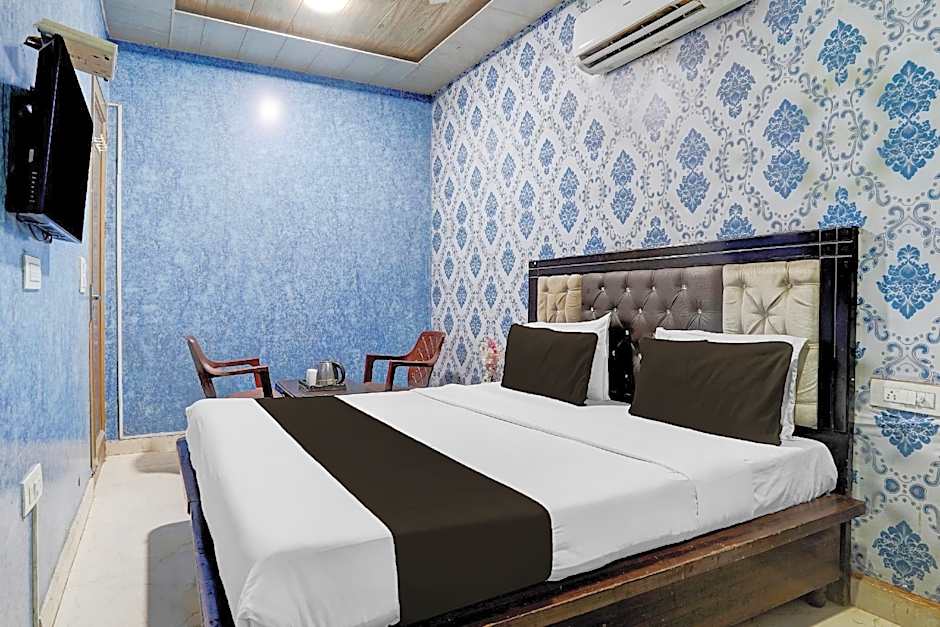 Super Hotel O Zirakpur City Court Complex Formerly The Platinum