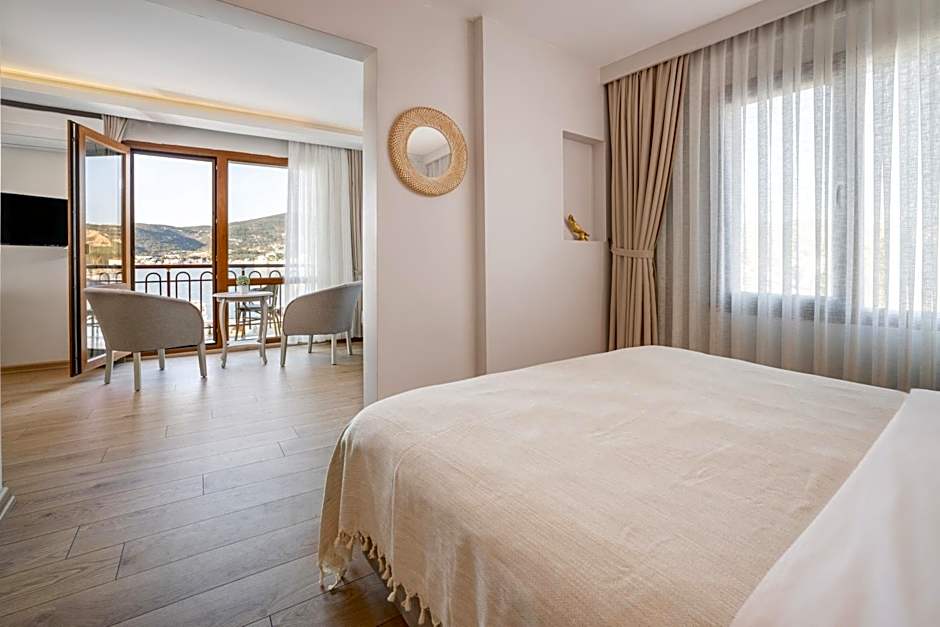 Hanedan Otel Foca Izmir