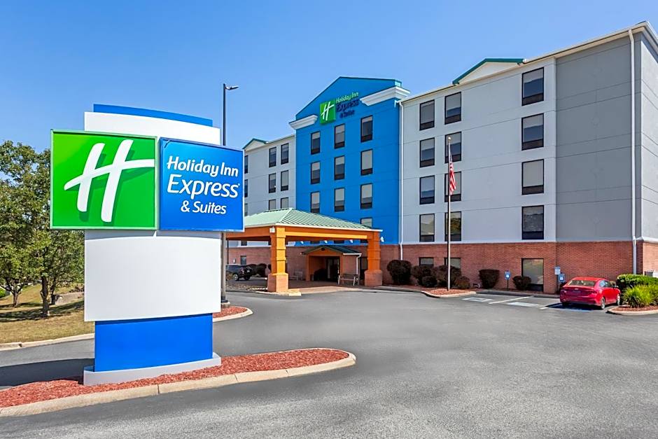 Holiday Inn Express Hotel & Suites Charleston-Southridge By IHG
