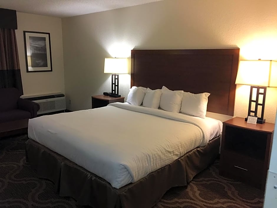 Ashmore Inn And Suites Lubbock