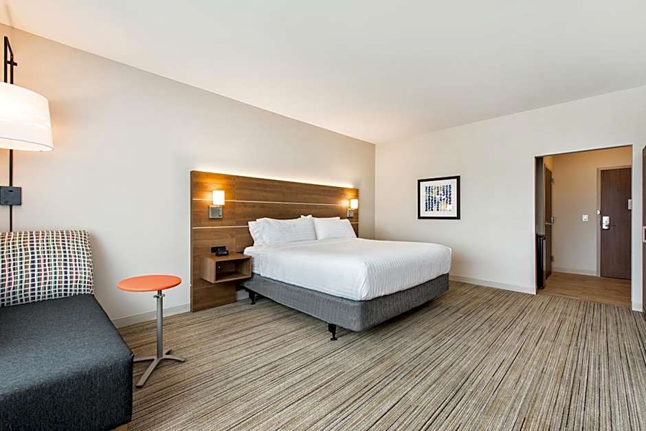 Holiday Inn Express & Suites - Carrollton West By IHG