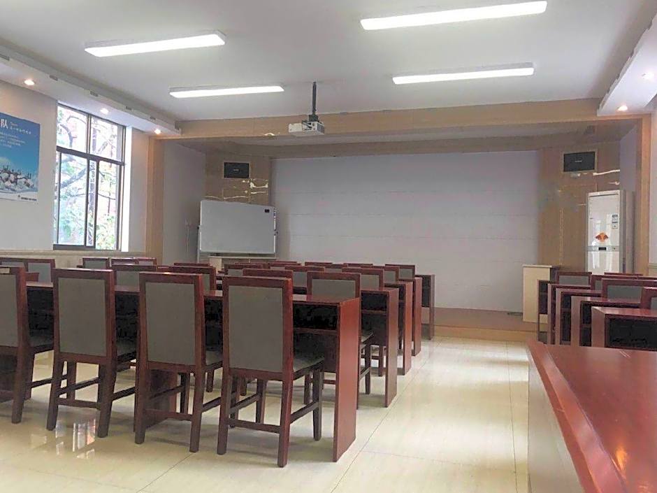 GreenTree Inn Jiangxi Jiujiang Shili Avenue Business Hotel