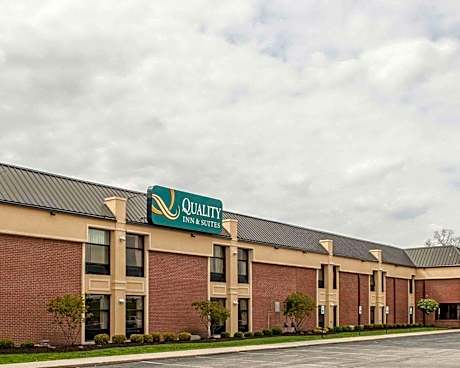 Quality Inn & Suites Greenfield I-70