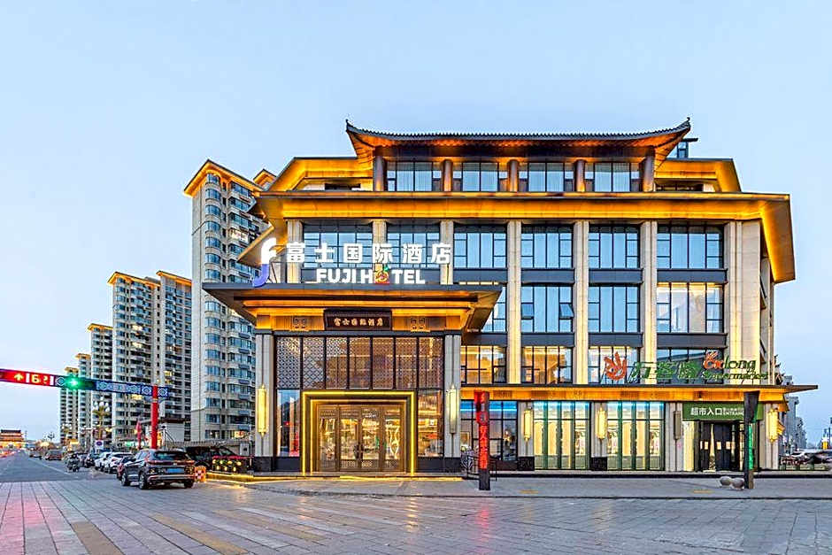 Fuji International Hotel Zhangbei Qingming Street