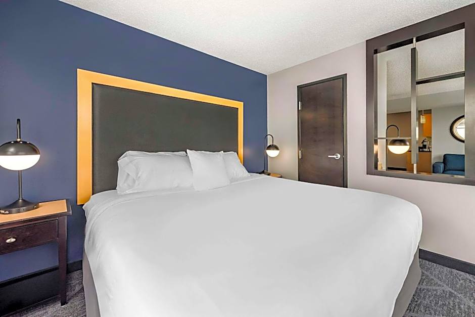 Cambria Hotel Minneapolis Maple Grove