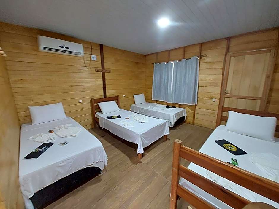 Seringal jungle Lodge