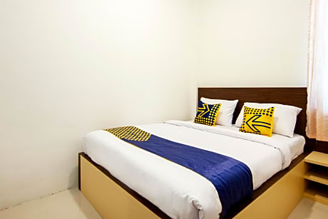 OYO 2220 PINK'S Guest House