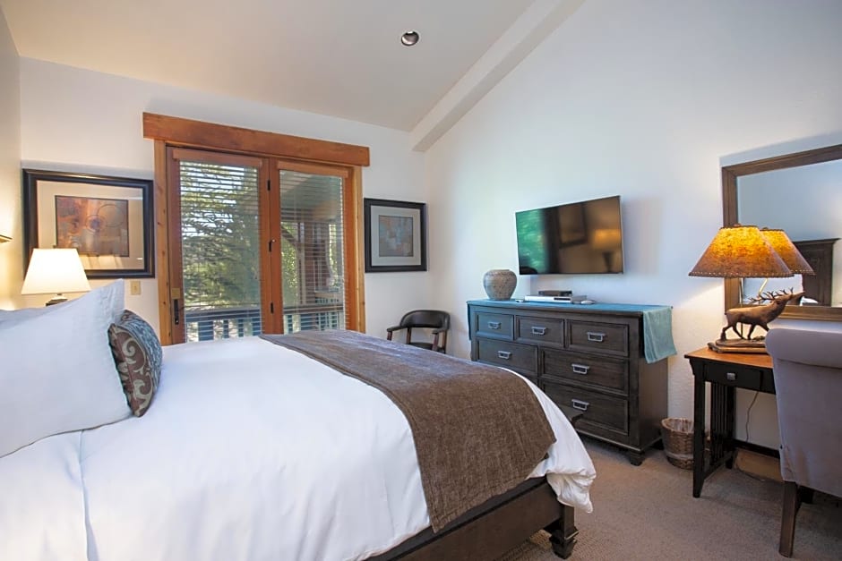 Lodges At Deer Valley