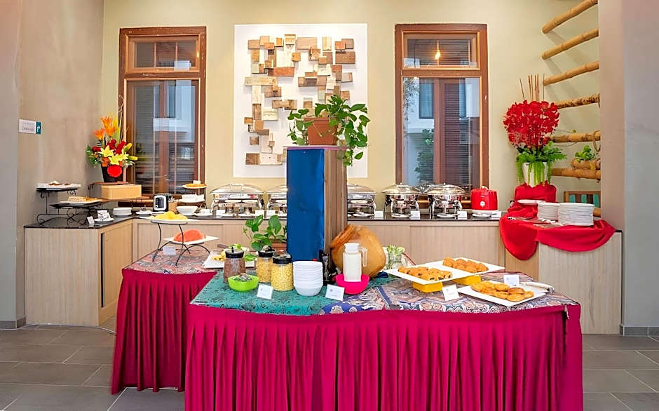 Treasures Hotel and Suites