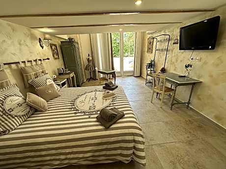 Large Double Room