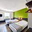 City Express Junior by Marriott Toluca Zona Industrial